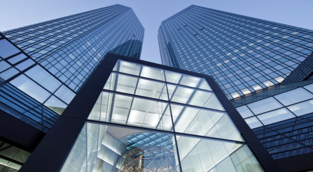 Turnurile - gemene ale Deutsche Bank, sediul central al băncii din Frankfurt (Germania). Sursă foto: Deutsche Bank.