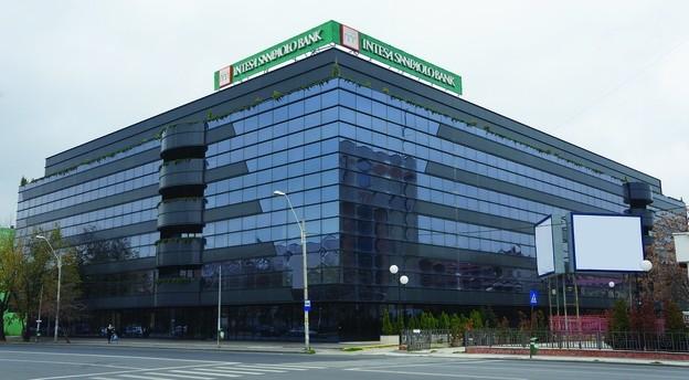 Sediul central al Intesa Sanpaolo România. Sursă foto: Banca.